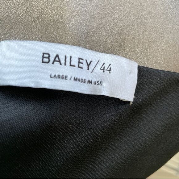BAILEY/44 FAUX LEATHER SKIRT IN PEWTER - Picture 5 of 5